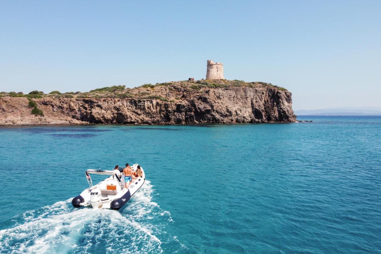 Lu' Hotel Maladroxia SantʼAntìoco 外观 照片