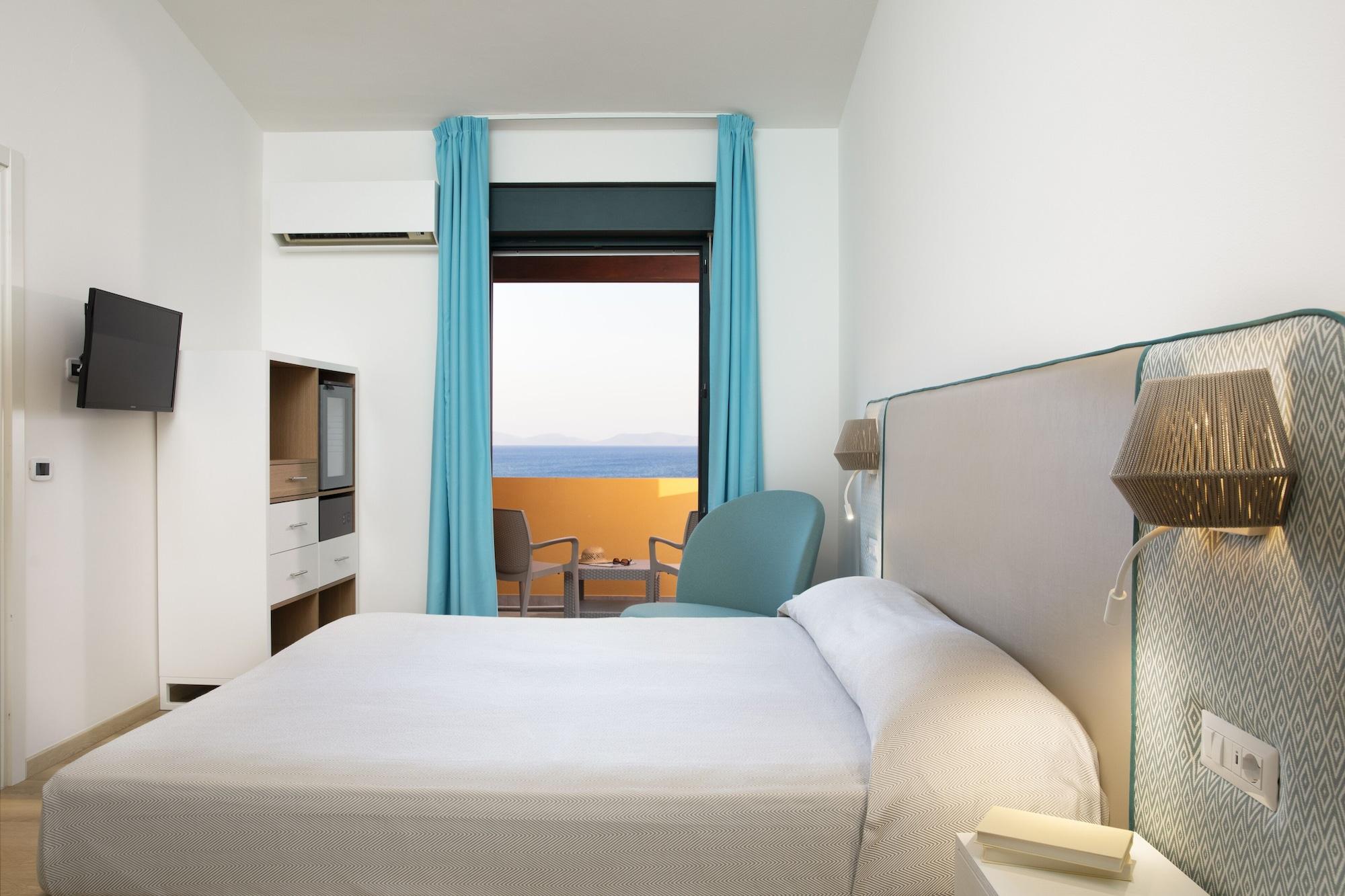 Lu' Hotel Maladroxia SantʼAntìoco 外观 照片